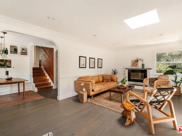 20973 Hillside Dr, Topanga, CA 90290