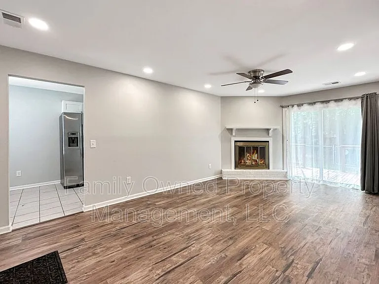 203 Pebble Creek Rd — Photo 21