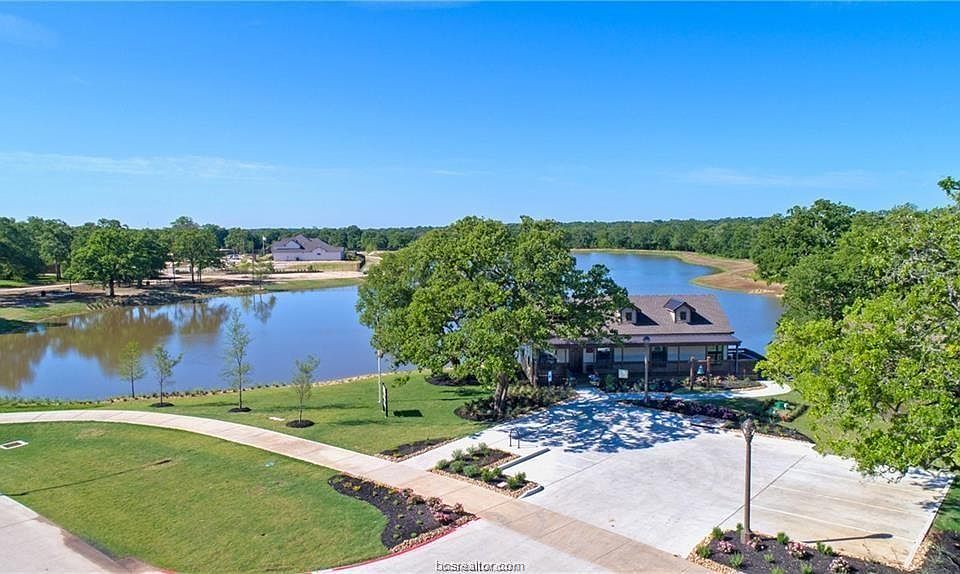 1st image of 1739 Blanco Bend Dr