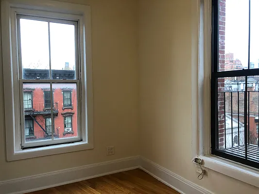 Rented by Waverly Realty Associates | media 36