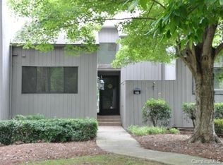 122 Pine Grove Cir #122B, Lake Wylie, SC 29710