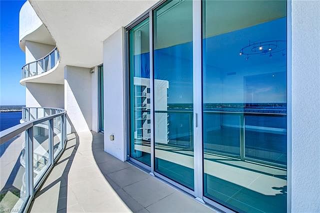 Home For Sale In Oasis