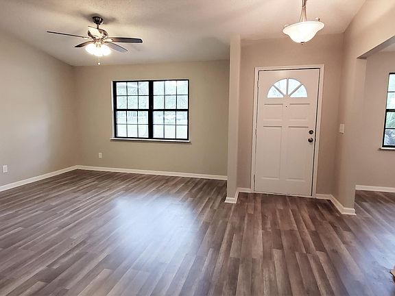 5th image of 4649 Tarragon Ave