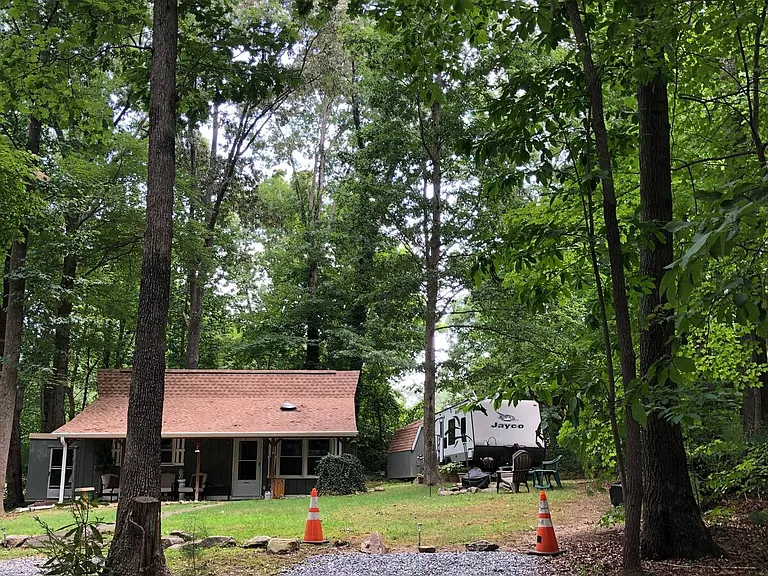 Donothan Dr — Photo 8