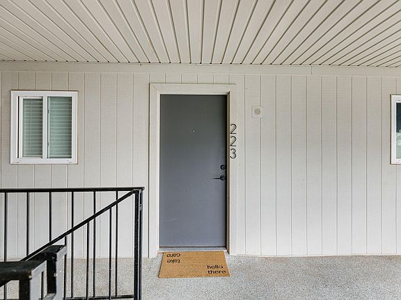 4th image of 1110 Sherwood Ln APT 223