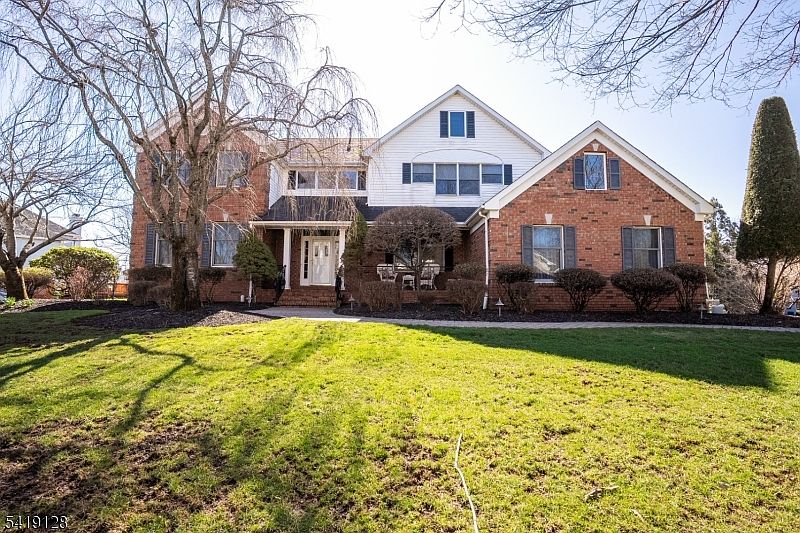 1st image of 82 Millers Grove Rd