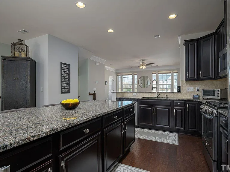 1188 Boxcar Way — Photo 8