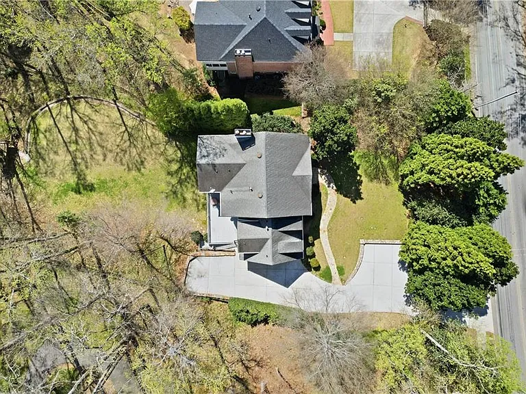 1124 Moores Mill Rd NW — Photo 41
