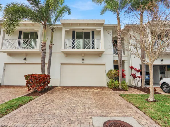 7113 Kensington Court, Palm Beach Gardens, FL 33418