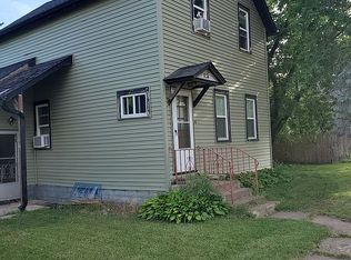 824 W Bayfield St, Washburn, WI 54891