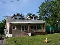 224 S Four Mile Run Rd photo 1