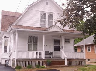 512 Bluff City Blvd, Elgin, IL 60120