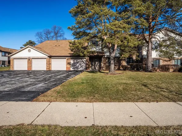 1630 W Pheasant Trail Dr Unit 2, Arlington Heights, IL 60004