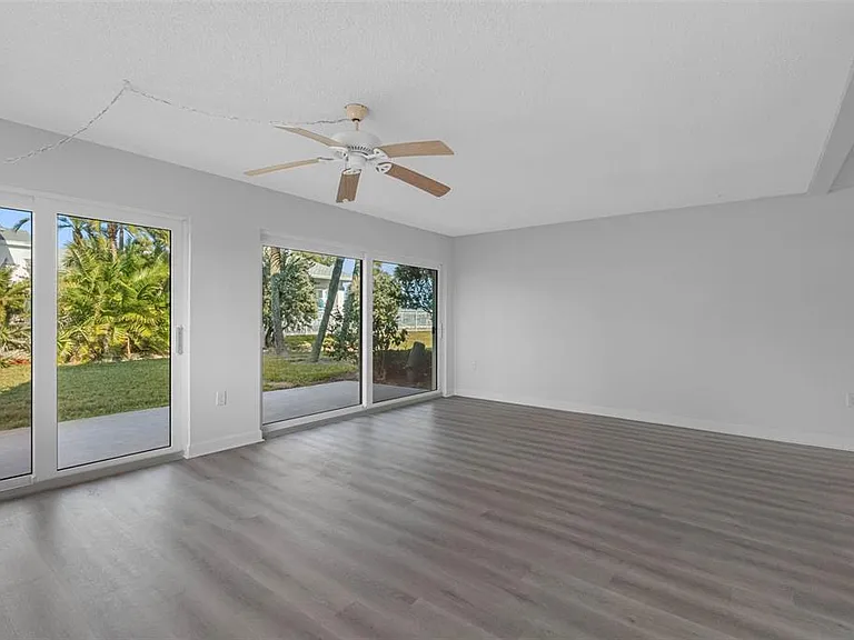 1451 Gulf Blvd #101 — Photo 10