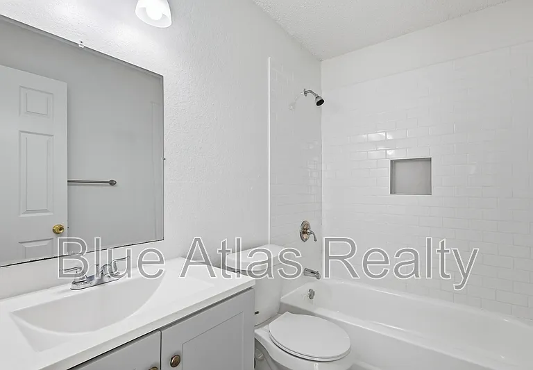 8030 Cambridge Cir #A — Photo 10