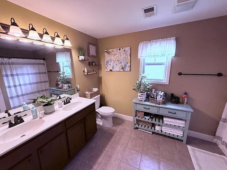 1068 Aberlea Valley Cir — Photo 4