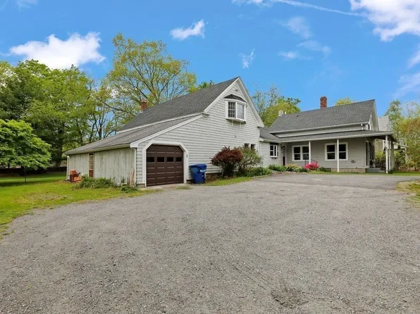 26 Bacon Sq, Plainville, MA 02762