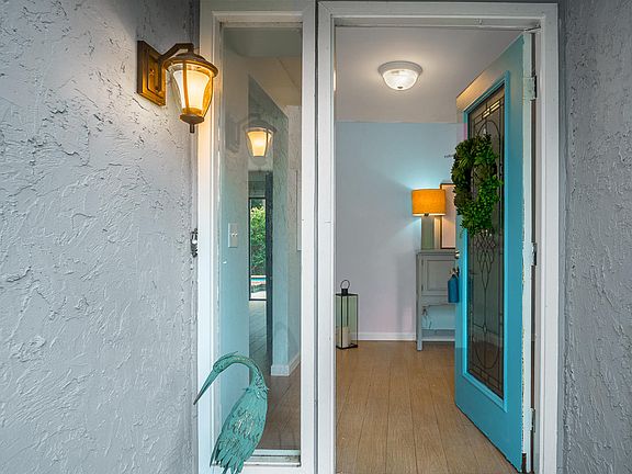 5th image of 602 Citrus Ct