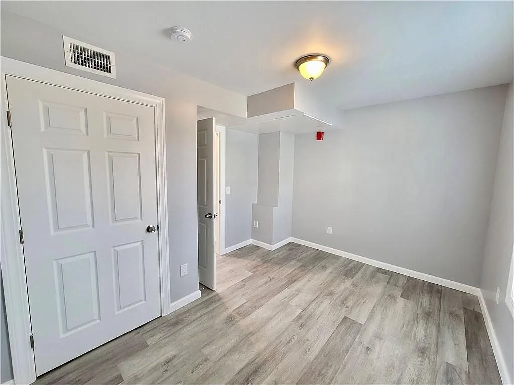2 bed, 1.0 bath, 800 sqft, $1,895 — Photo 2