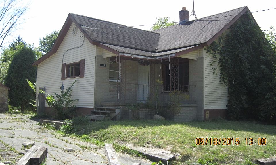 1st image of 373 W Earle Ave