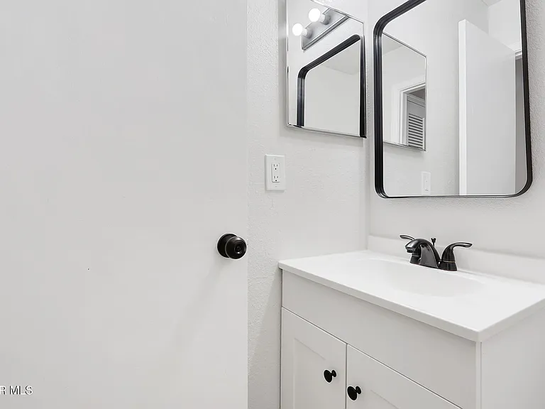 11100 Vista Lago Pl #C — Photo 16
