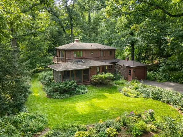 1514 Wood Ln, Madison, WI 53705