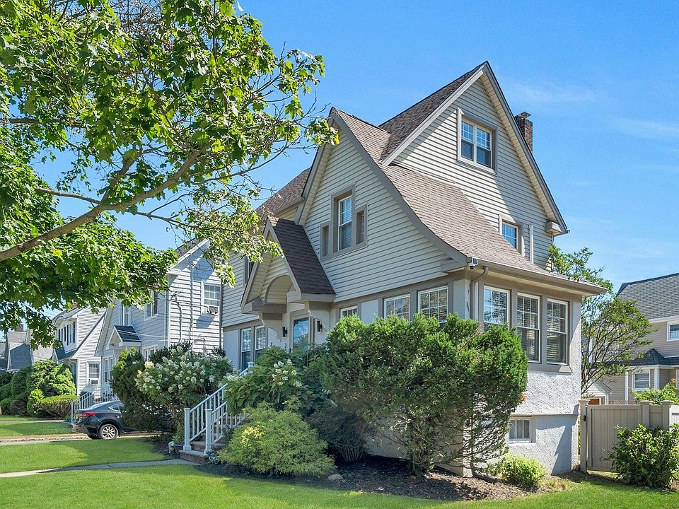 1st image of 332 Demarest Ave