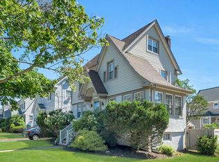 332 Demarest Ave, Oradell, NJ 07649