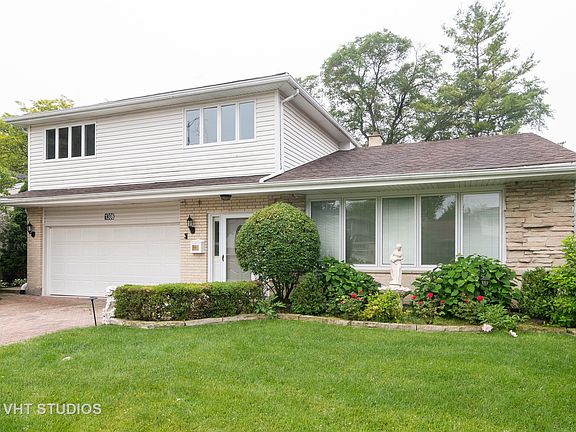 3rd image of 1306 Cariann Ln