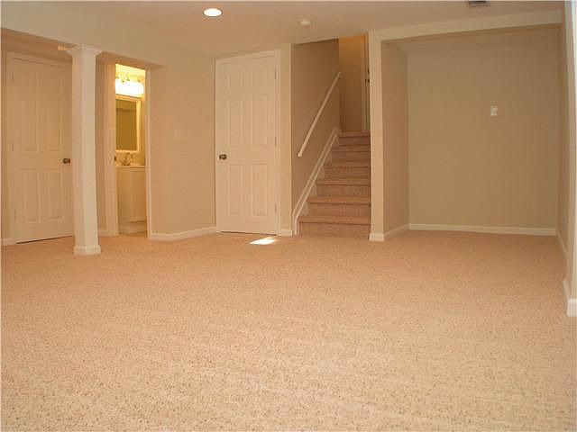 1st image of 569 Pickerington Hills Dr