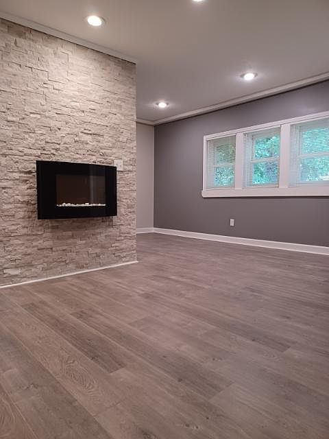 Spacious Living Room