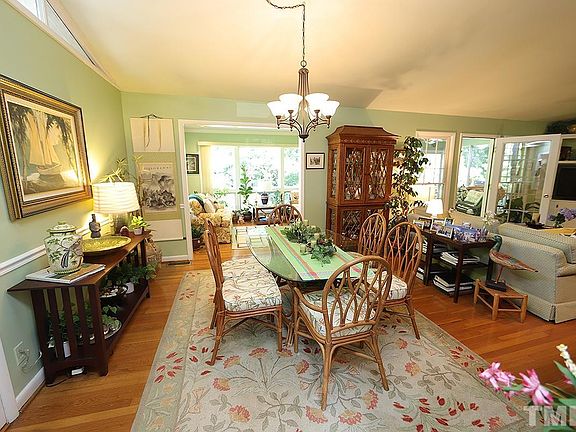 4th image of 2505 Medway Dr