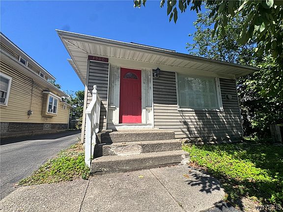 2nd image of 3900 Bailey Ave