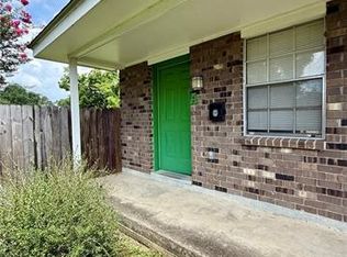 588 Oak Ave #A, New Orleans, LA 70123