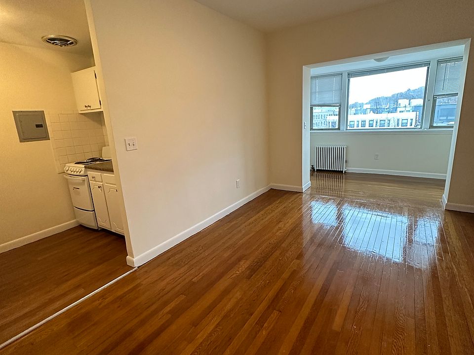 1st image of 1317 Commonwealth Ave #304