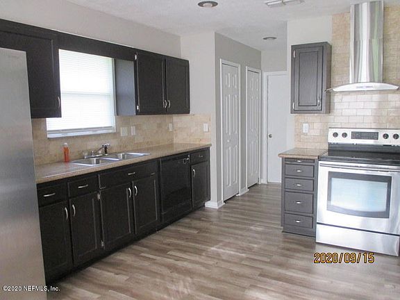 4th image of 1933 Apopka Dr