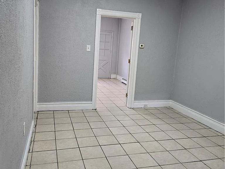 436 Pierce St — Photo 3