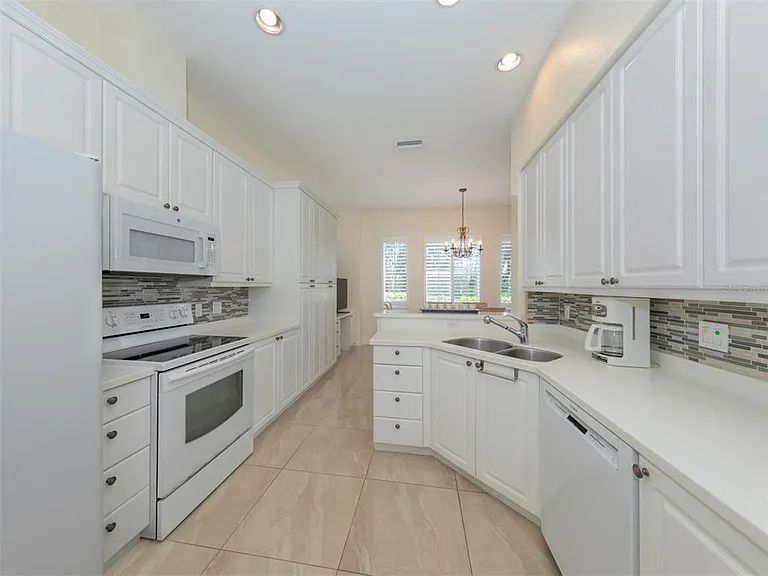 5531 46th Ct W #5531 — Photo 18