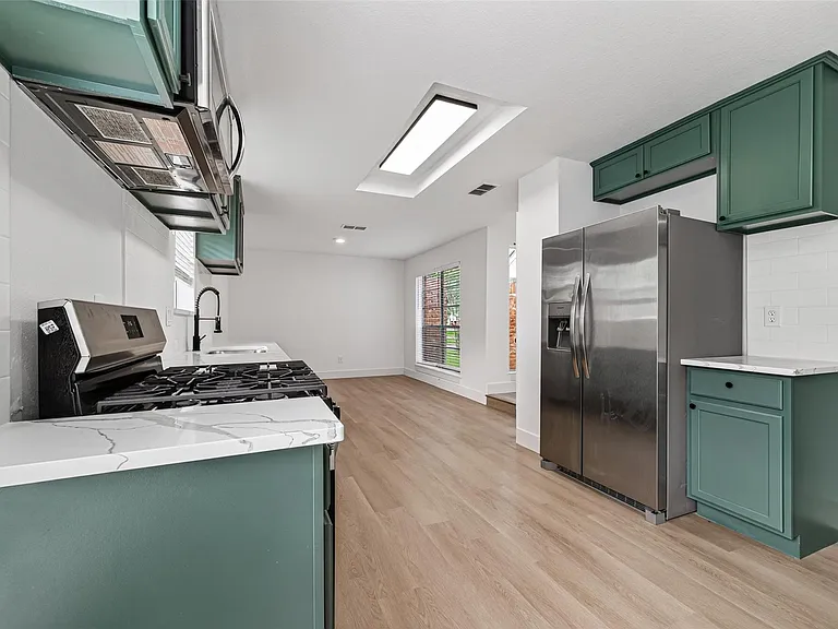 1834 Shadow Rock Dr — Photo 13