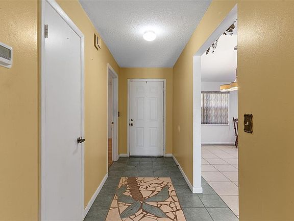 2nd image of 3857 Dovehollow Dr