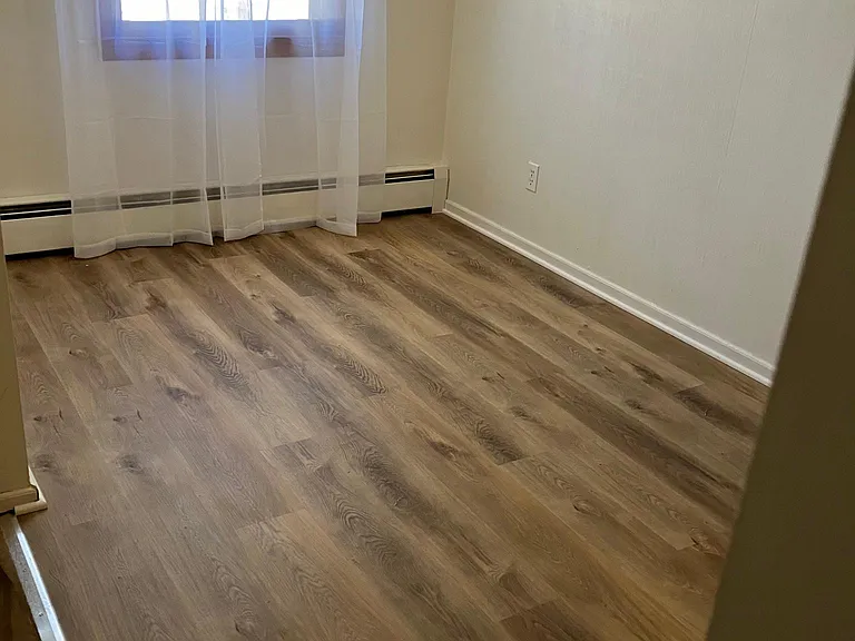 93 Woodin Rd — Photo 22