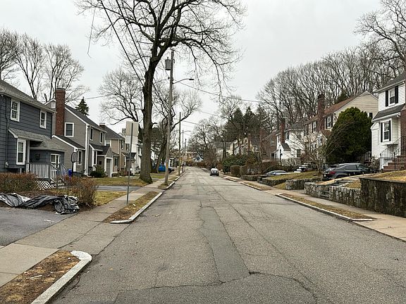 5th image of 11 Braeburn Rd