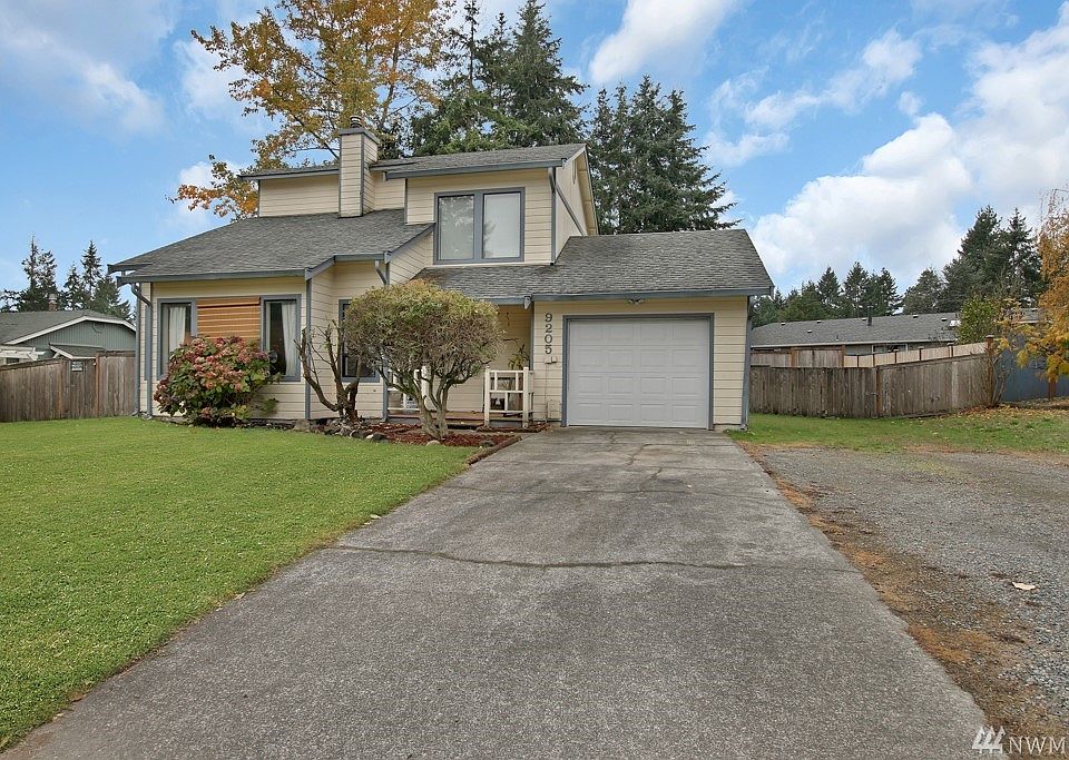 1st image of 9205 Quinault Dr NE