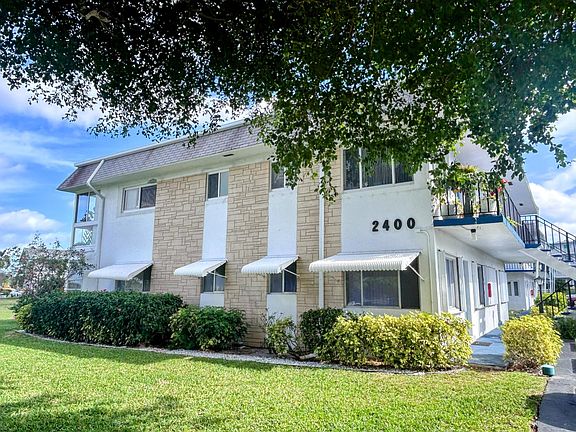 3rd image of 2400 Lake Osborne Drive #102