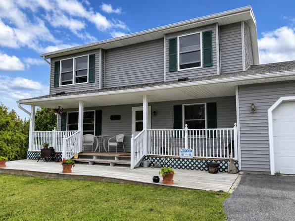 N1064 S Boundary Rd, Saint Ignace, MI 49781