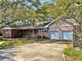 1826 Edgewood Dr, Charleston, SC 29407