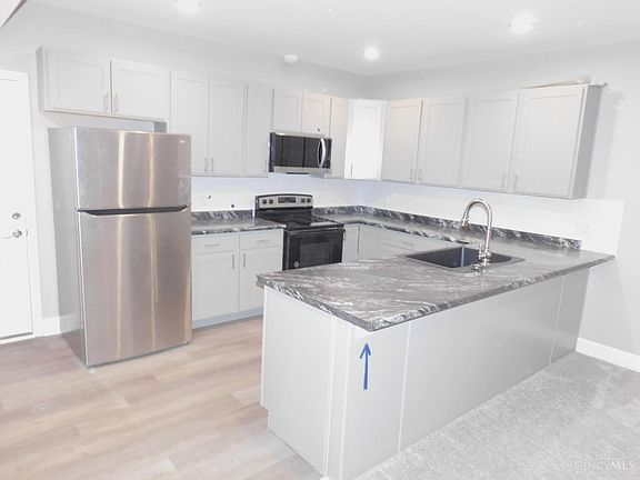 Wow! What a kitchen