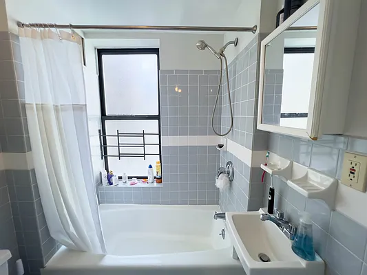 Rented by Denise Rosenblum, LREB | media 15