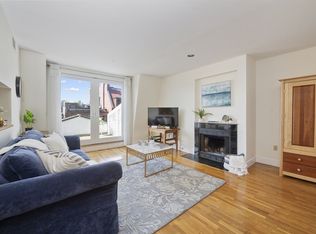 201 Newbury St APT 407, Boston, MA 02116