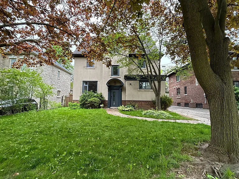 19 Glengrove Ave E #BSMT — Photo 2